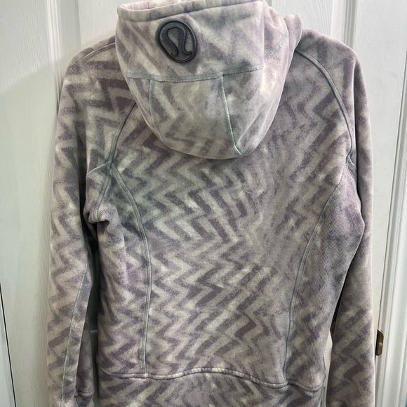 LuluLemon classic full zip scuba sweater women’s size 10 - Picture 2 of 2